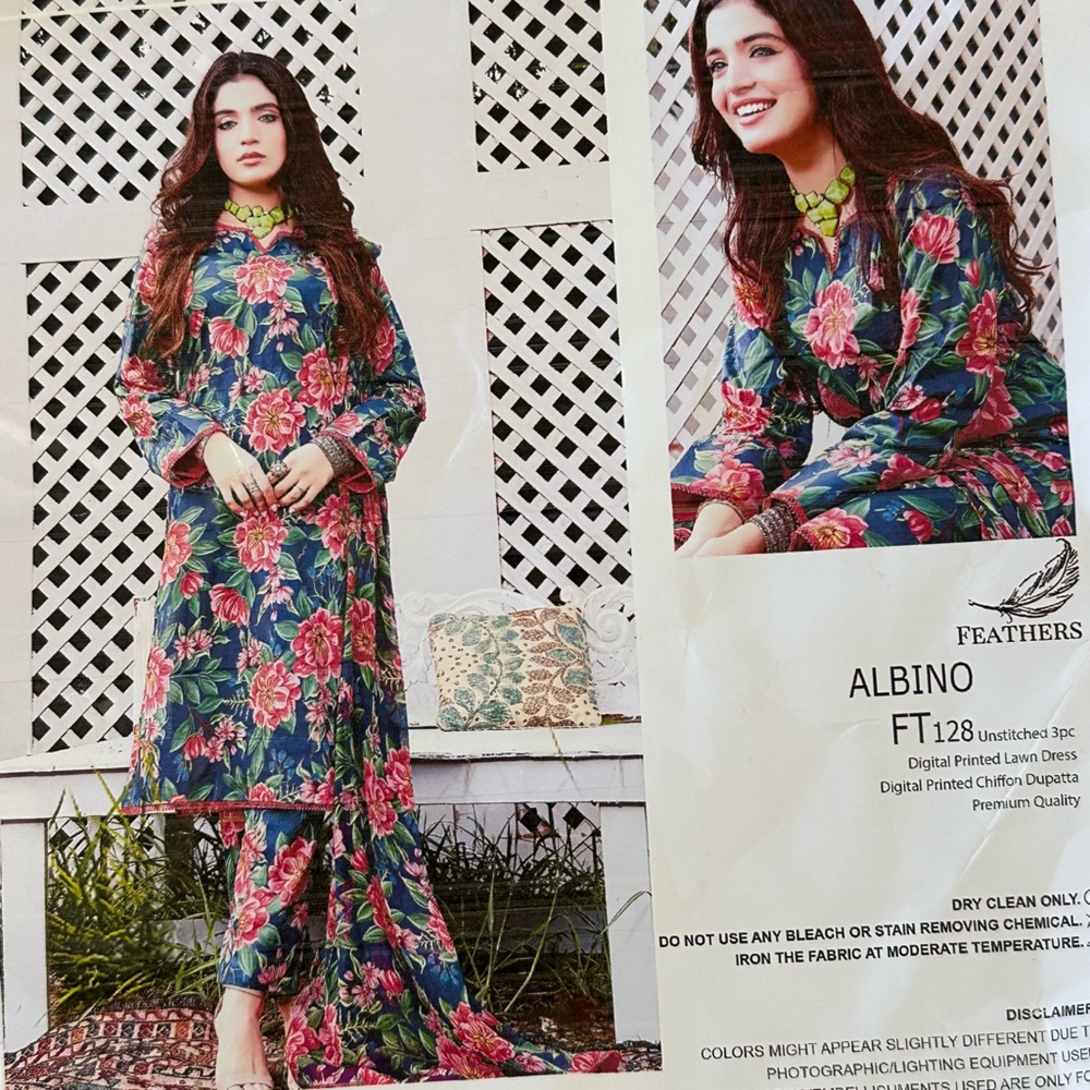 Pakistani designers 3 piece kameez shalwar and duppatta suit